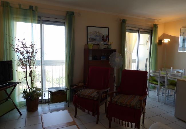 Appartement à Saint-Cyprien - Vue superbe sur la Belle Bleue avec 2 chambres à St Cyprien