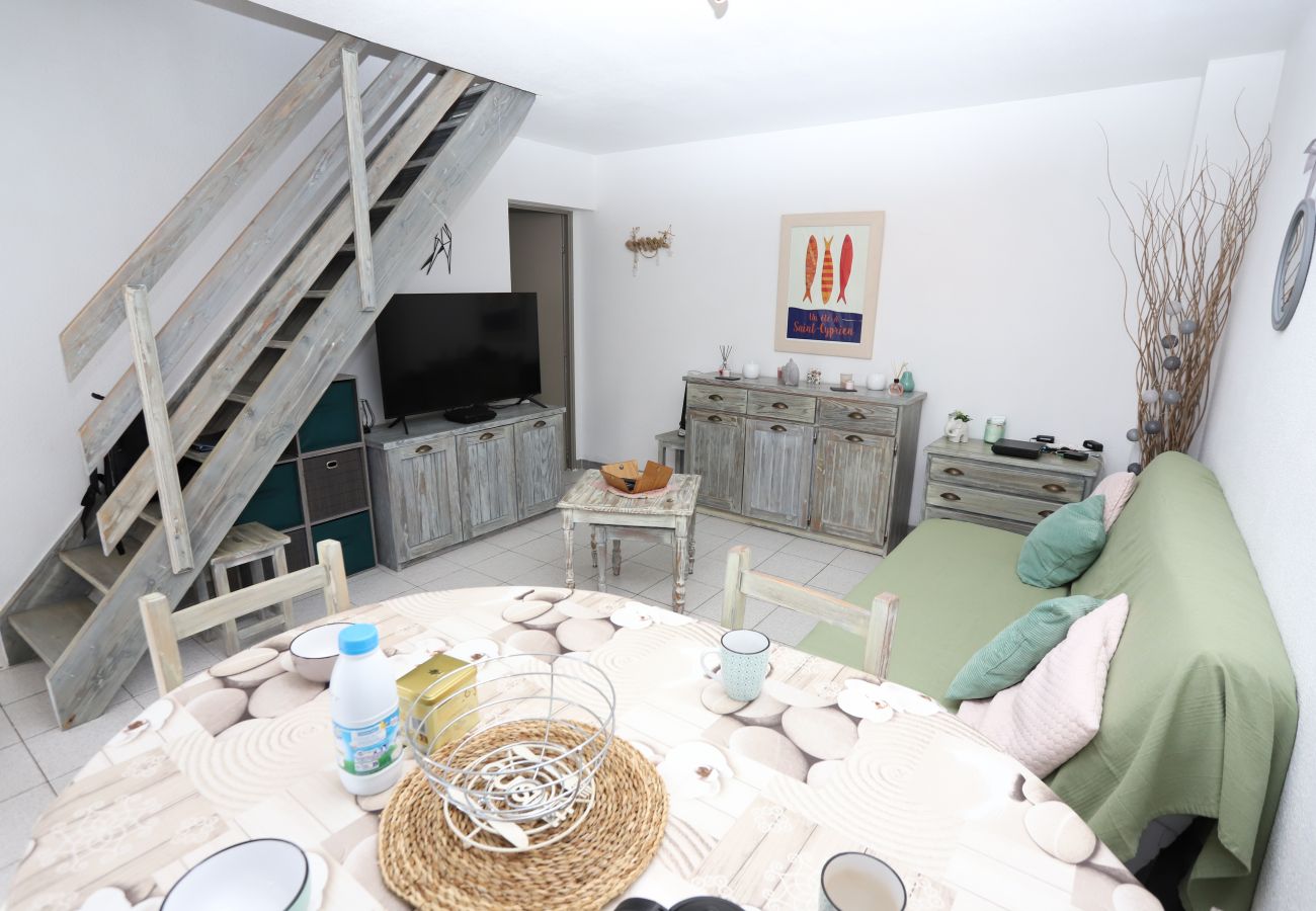 Maison à Saint-Cyprien - Belle maison 6 pers avec piscine au port de St Cyprien