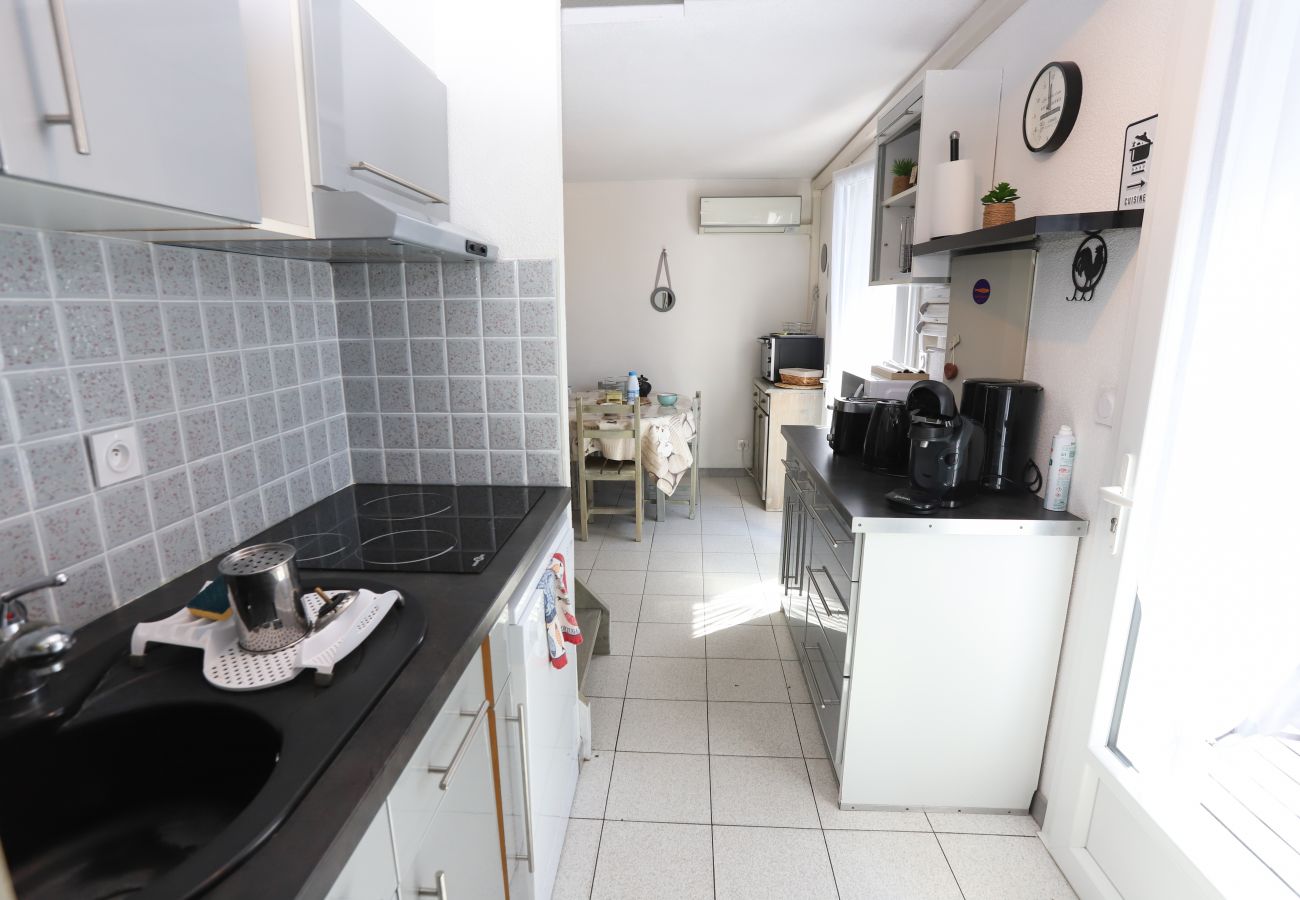 Maison à Saint-Cyprien - Belle maison 6 pers avec piscine au port de St Cyprien