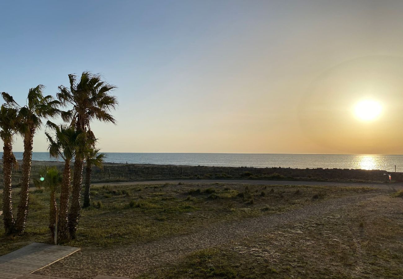 Appartement à Saint-Cyprien - Appartement vue mer accès plage et piscine 3 étoiles à St Cyprien