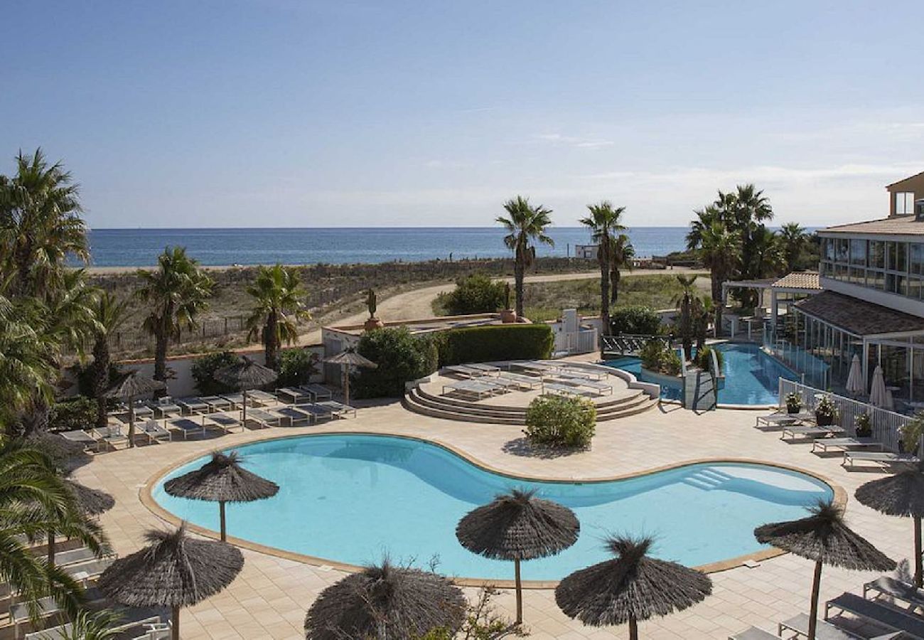 Appartement à Saint-Cyprien - Appartement vue mer accès plage et piscine 3 étoiles à St Cyprien