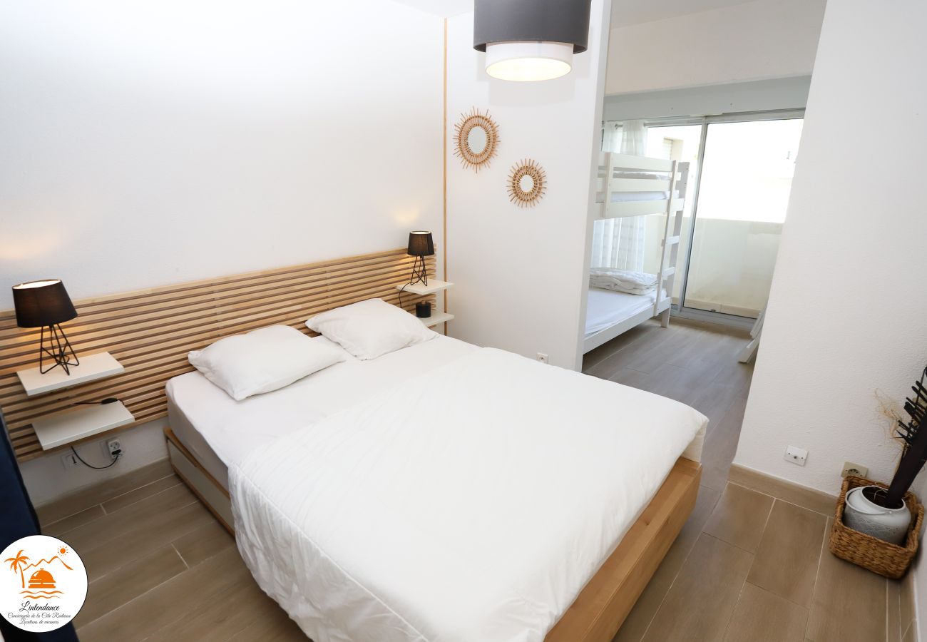 Appartement à Saint-Cyprien - Appartement vue mer accès plage et piscine 3 étoiles à St Cyprien