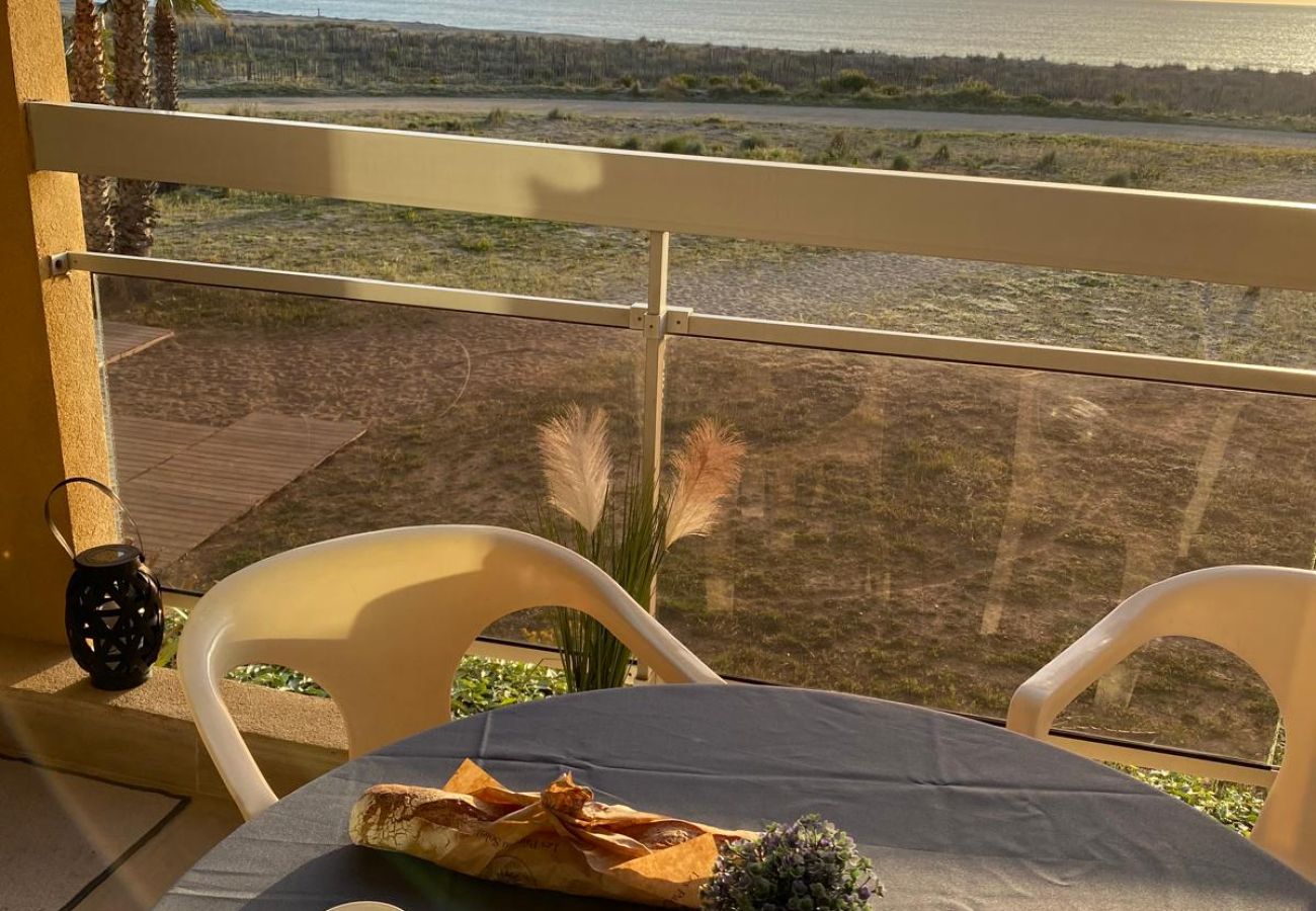 Appartement à Saint-Cyprien - Appartement Vue mer accès plage et piscine 3 étoiles à St Cyprien