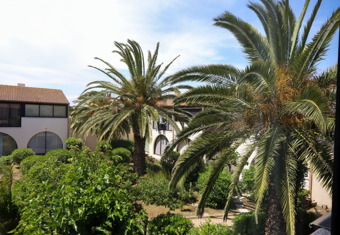 Appartement à Saint-Cyprien - Studio moderne et confortable proche du port de St Cyprien