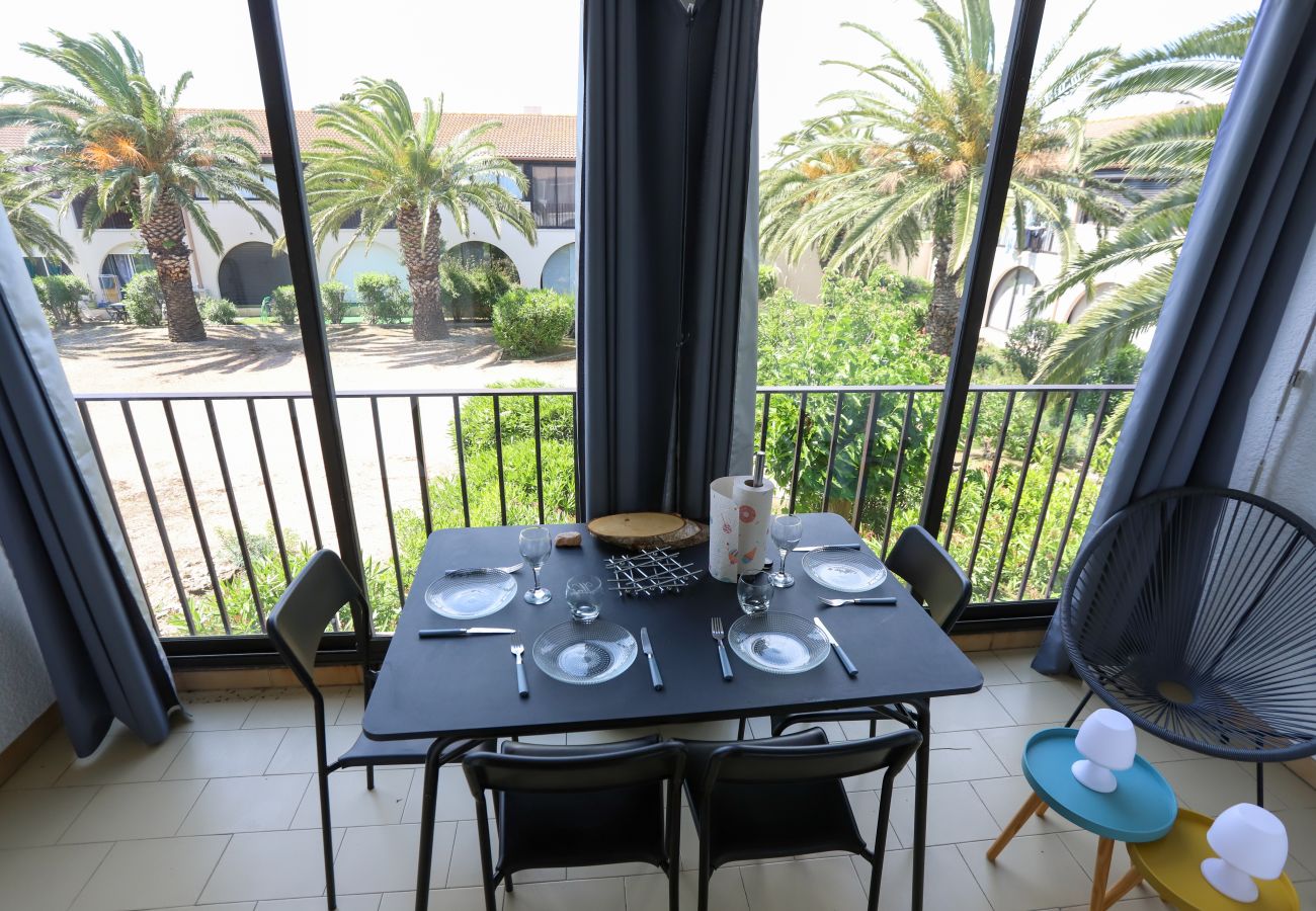 Appartement à Saint-Cyprien - Studio moderne et confortable proche du port de St Cyprien