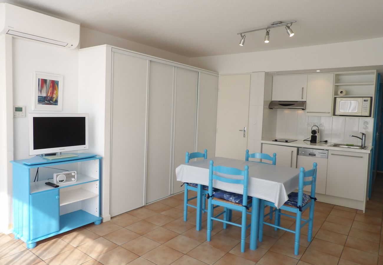 Appartement à Saint-Cyprien - Grand studio cabine  avec piscine à St Cyprien