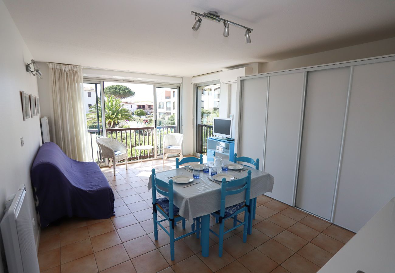 Appartement à Saint-Cyprien - Grand studio cabine  avec piscine à St Cyprien