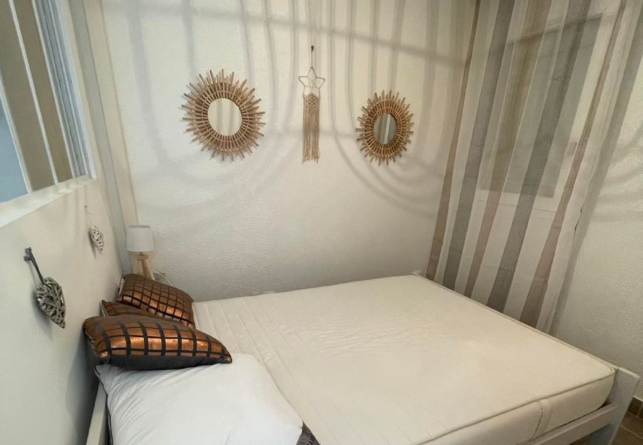 Appartement à Saint-Cyprien - Petit paradis avec piscine et plage, wifi ,clim et 2vélos!