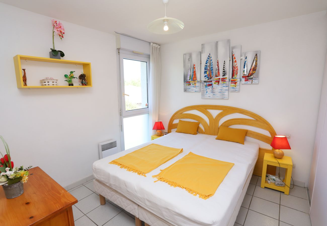 Résidence à Saint-Cyprien - T2 Pierres de Jade avec piscine ouverte et wifi!
