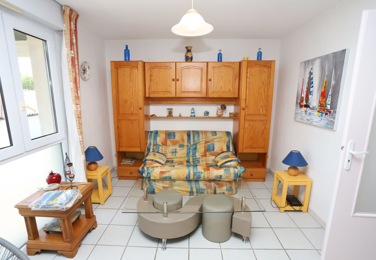 Résidence à Saint-Cyprien - T2 Pierres de Jade avec piscine ouverte et wifi!