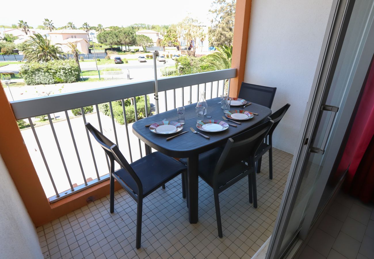 Appartement à Saint-Cyprien - St Cyprien Charmant appartement T2 avec Balcon et piscine en bord de plage