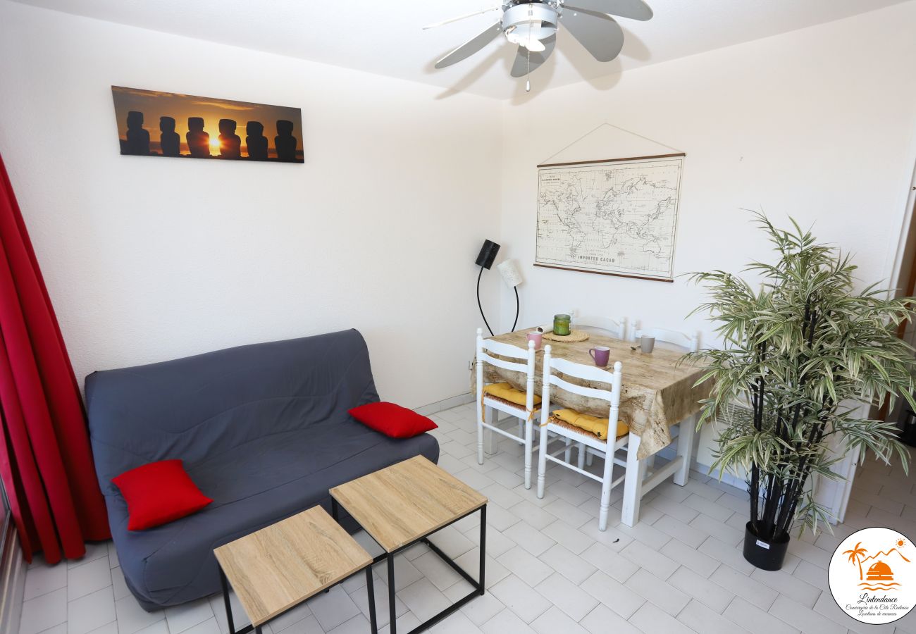 Appartement à Saint-Cyprien - St Cyprien Charmant appartement T2 avec Balcon et piscine en bord de plage