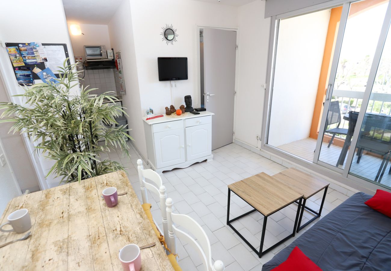 Appartement à Saint-Cyprien - St Cyprien Charmant appartement T2 avec Balcon et piscine en bord de plage