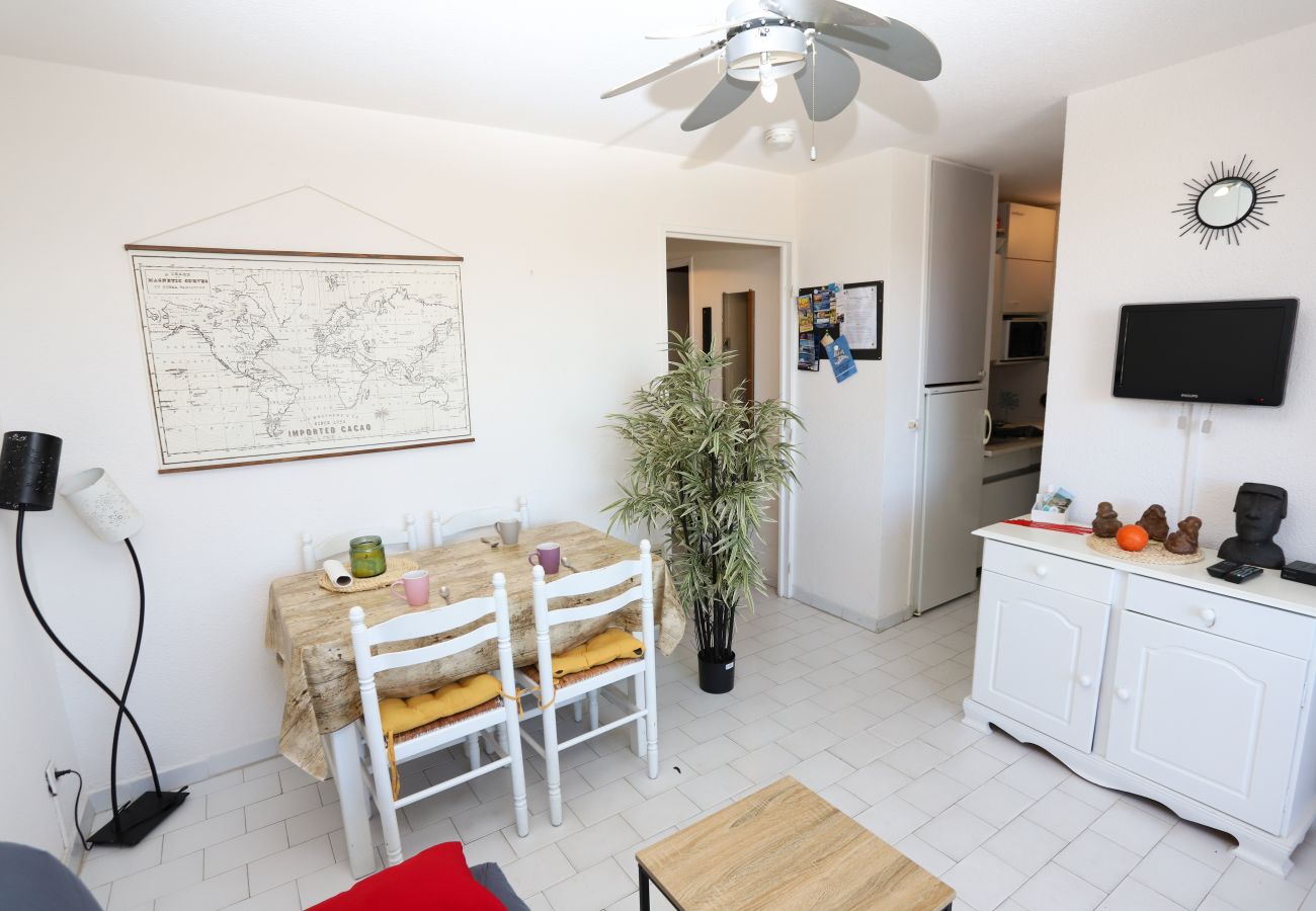Appartement à Saint-Cyprien - St Cyprien Charmant appartement T2 avec Balcon et piscine en bord de plage