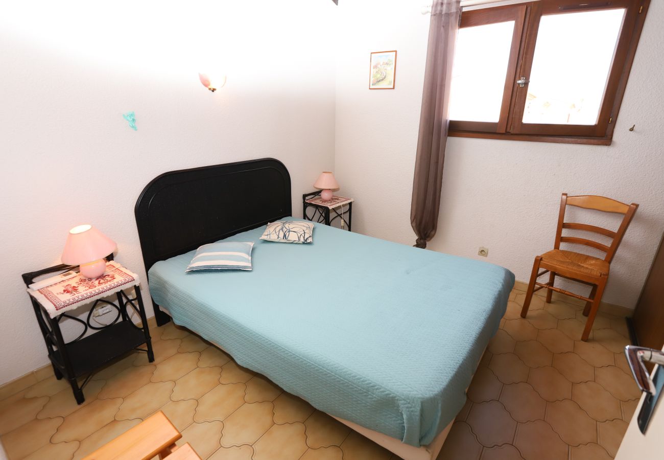 Maison à Saint-Cyprien - St Cyprien climatisée avec belle terrasse proche port 