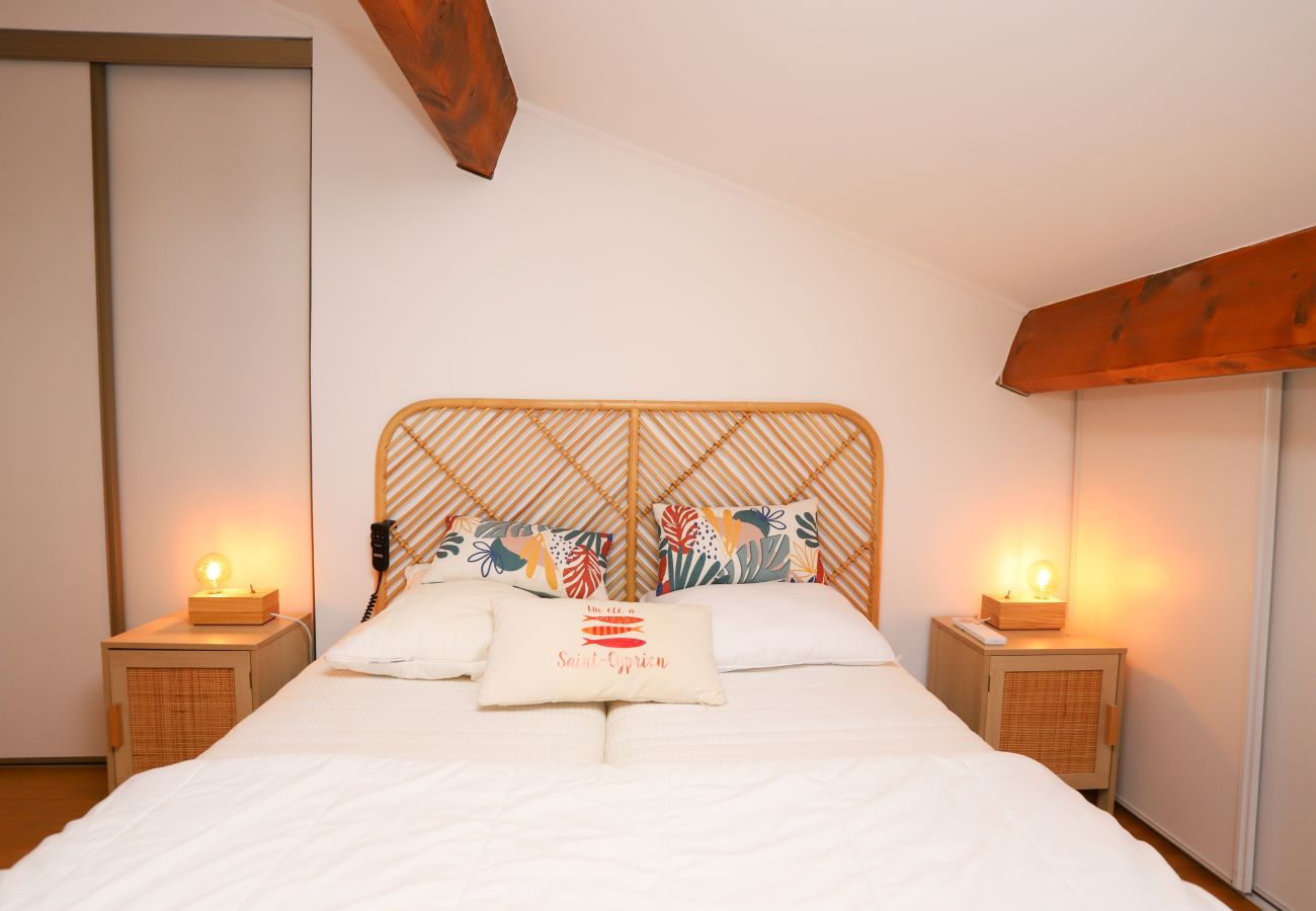 Appartement à Saint-Cyprien - Duplex face mer avec solarium et piscine 6p! 