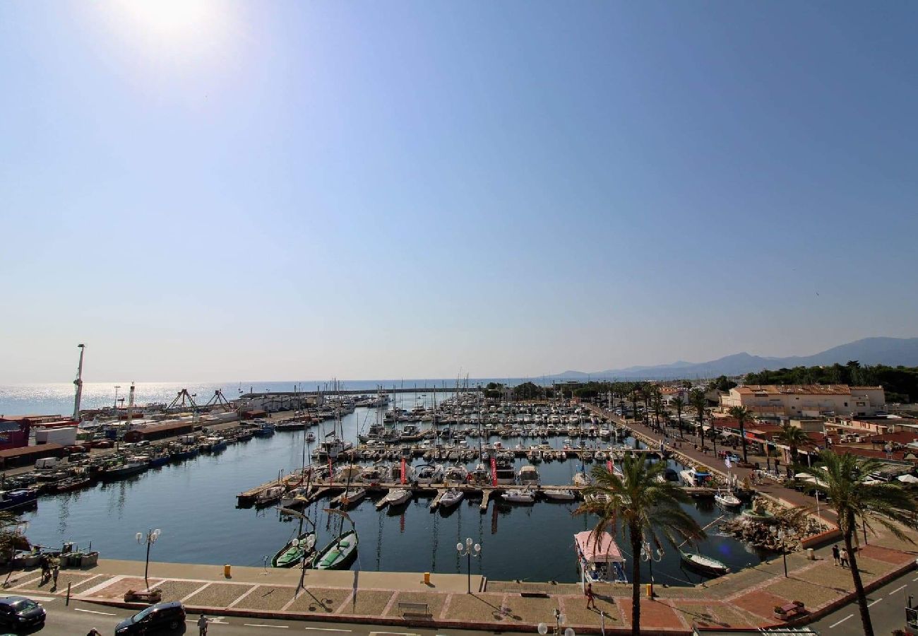 Appartement à Saint-Cyprien - Splendide Vue sur le port St Cyp 