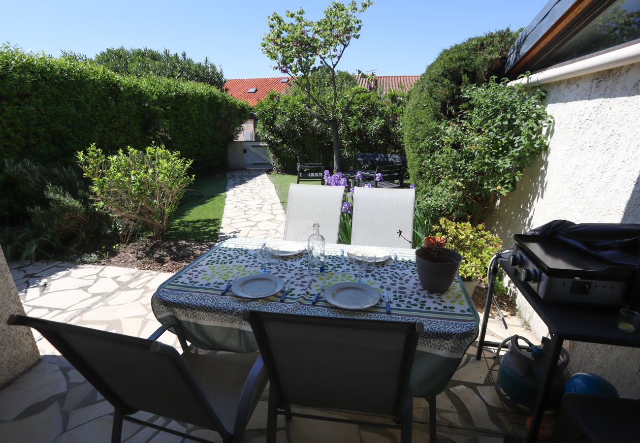 Maison à Saint-Cyprien - Maison fleurie quartier calme proche des plages 