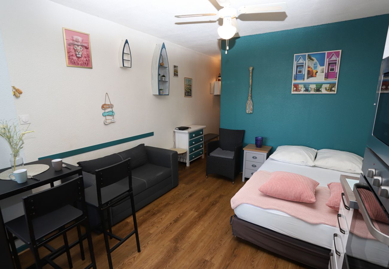 Studio à Saint-Cyprien - ST CYP PLAGE STUDIO rénové ,clim, wifi, parking 
