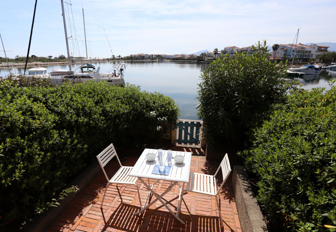 Maison à Saint-Cyprien - ST CYPRIEN Maison sur la Marina, coup de cœur assuré ! 