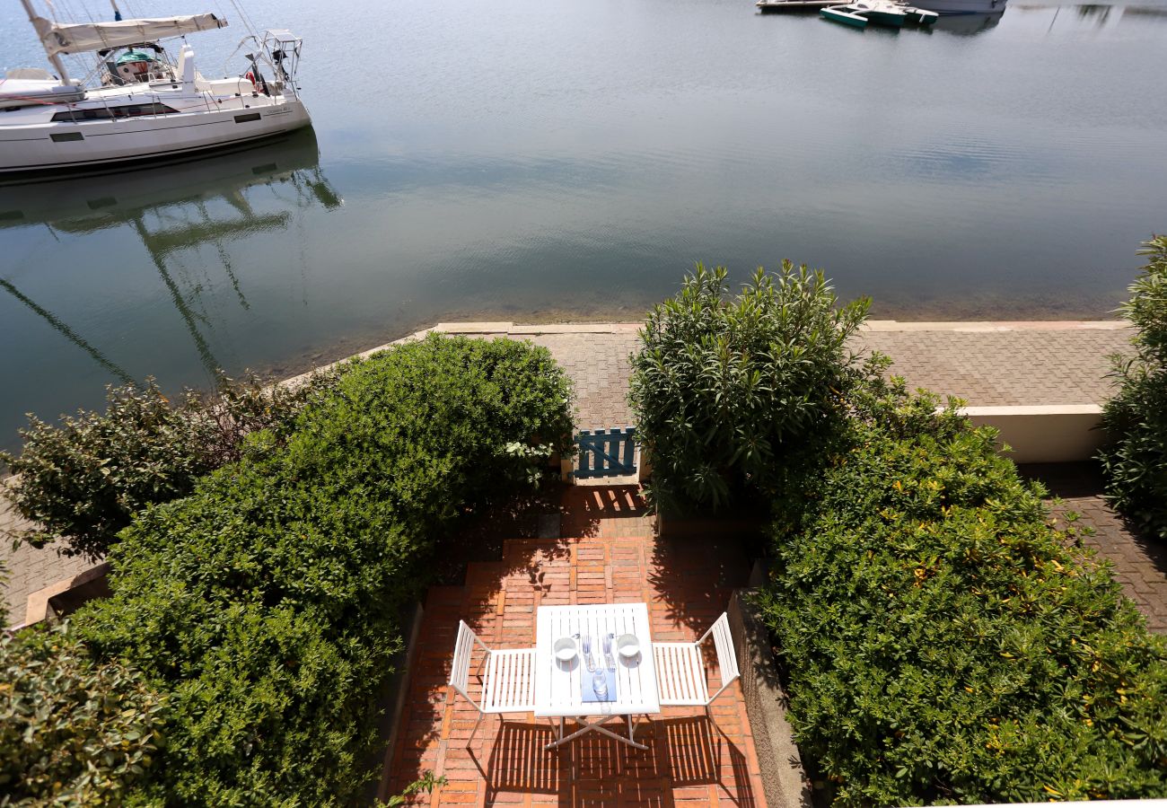 Maison à Saint-Cyprien - ST CYPRIEN Maison sur la Marina, coup de cœur assuré ! 
