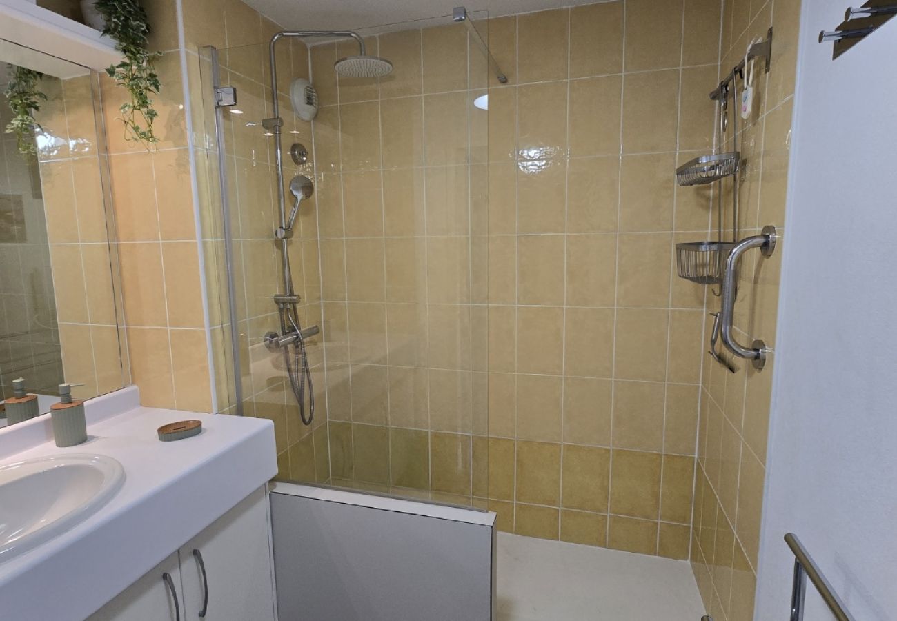 Appartement à Saint-Cyprien - Saint Cyprien, Coup de cœur vue sur la mer; proche commodités