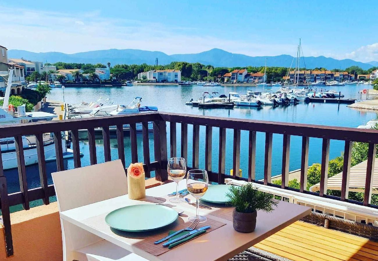 Marina Terrasse extérieur st Cyprien SAS L'Intendance