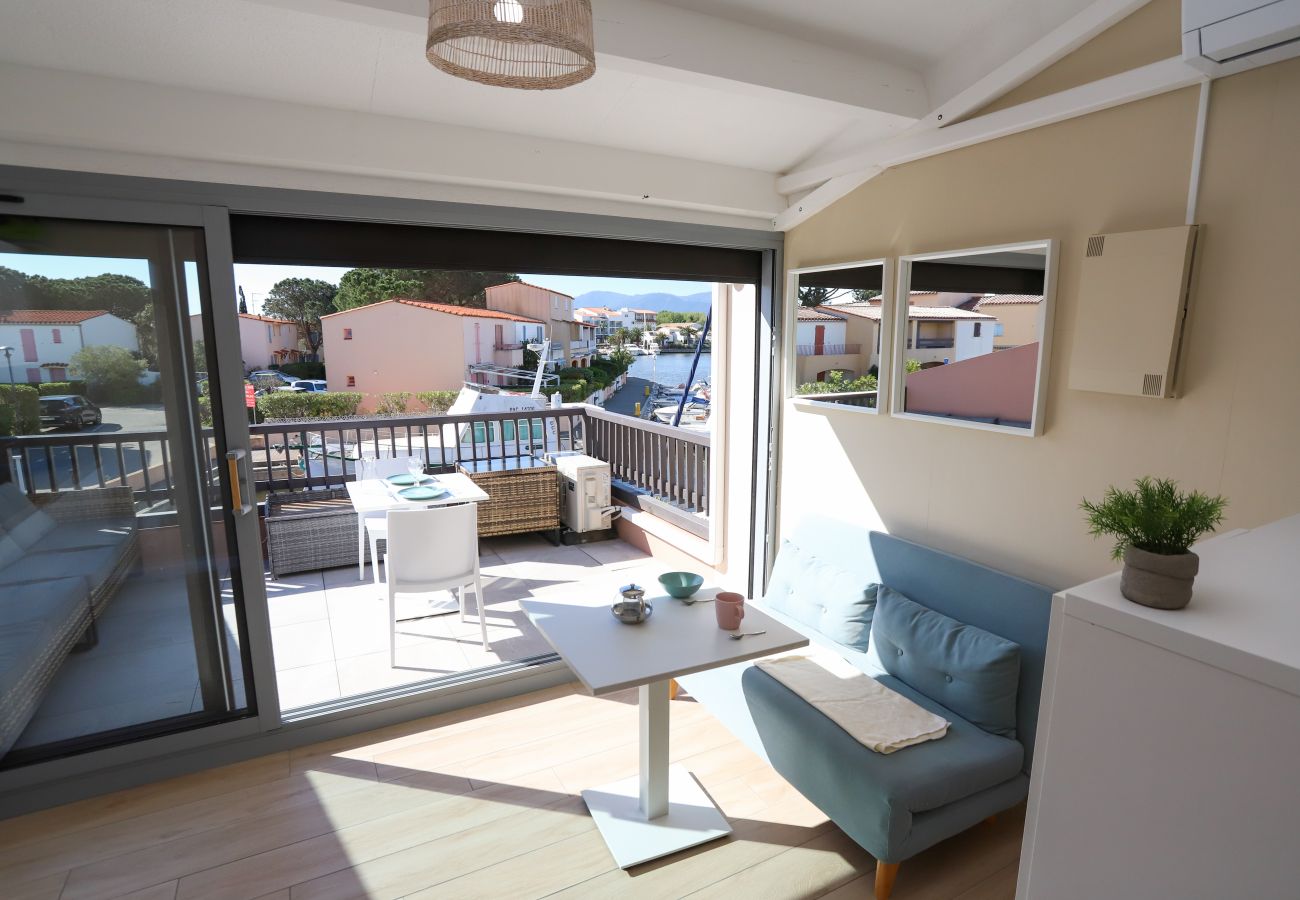 Studio à Saint-Cyprien - Spacieux Studio classé vue marina montagne et mer