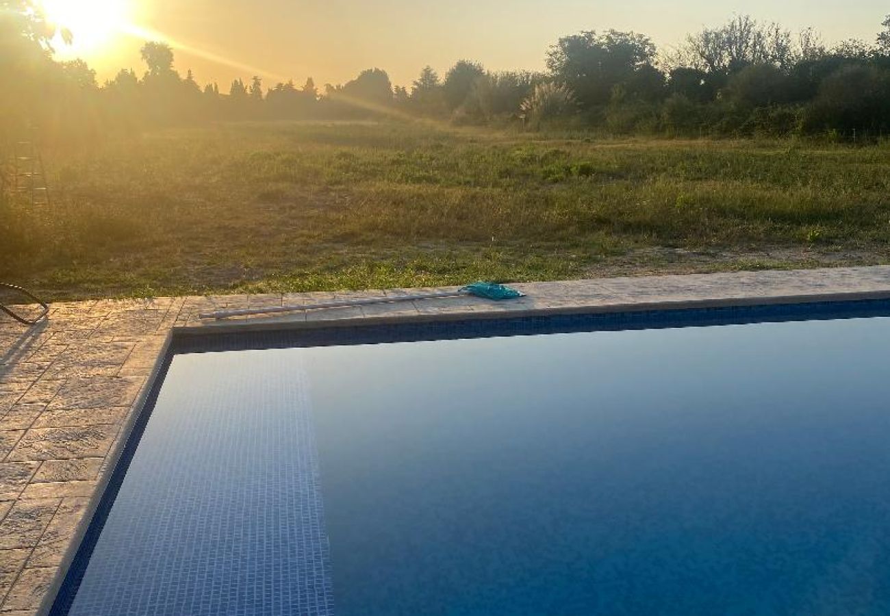 Villa à Latour-Bas-Elne - Typique mas catalan avec piscine et à 5minutes des plages