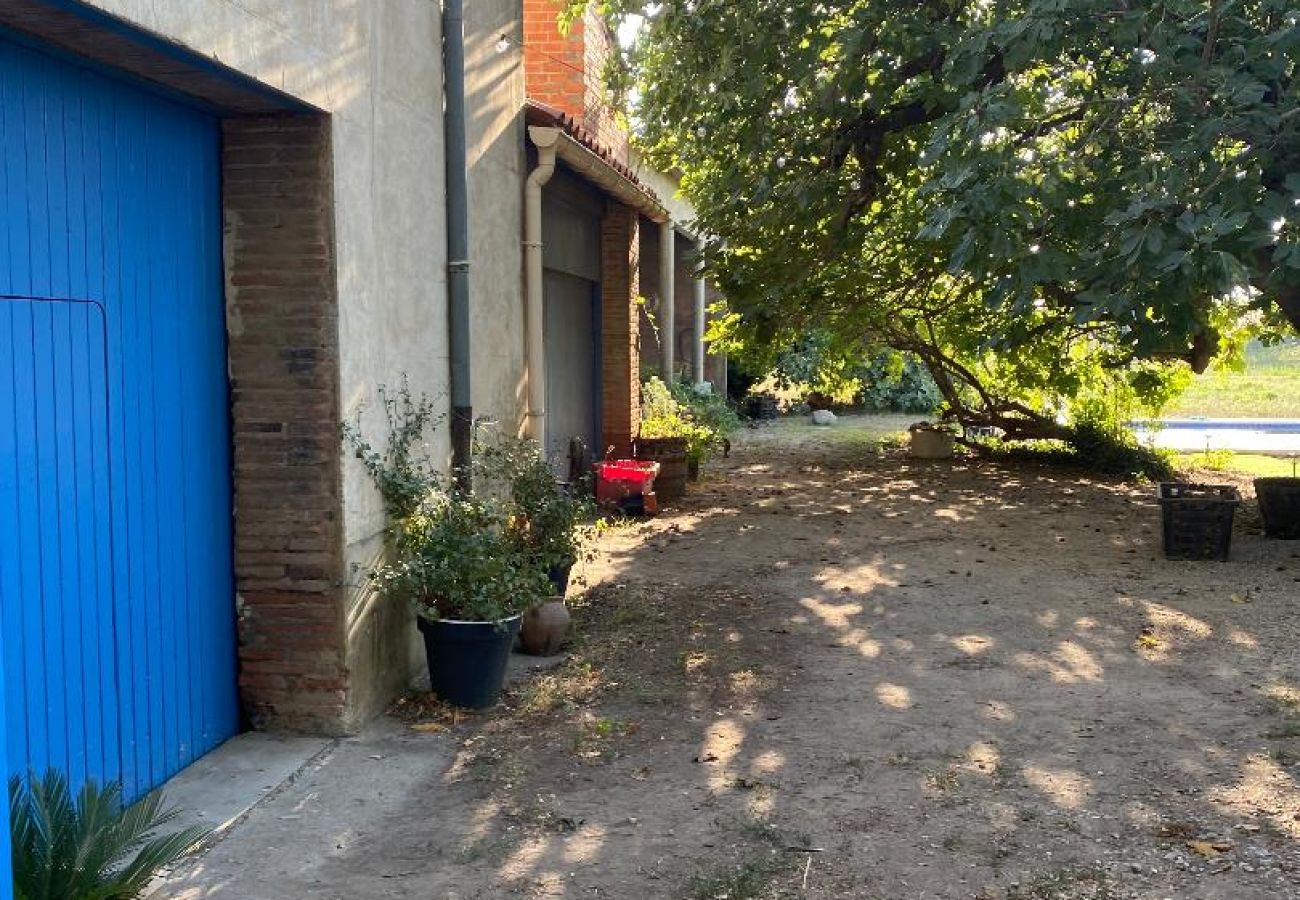 Villa à Latour-Bas-Elne - Typique mas catalan avec piscine et à 5minutes des plages