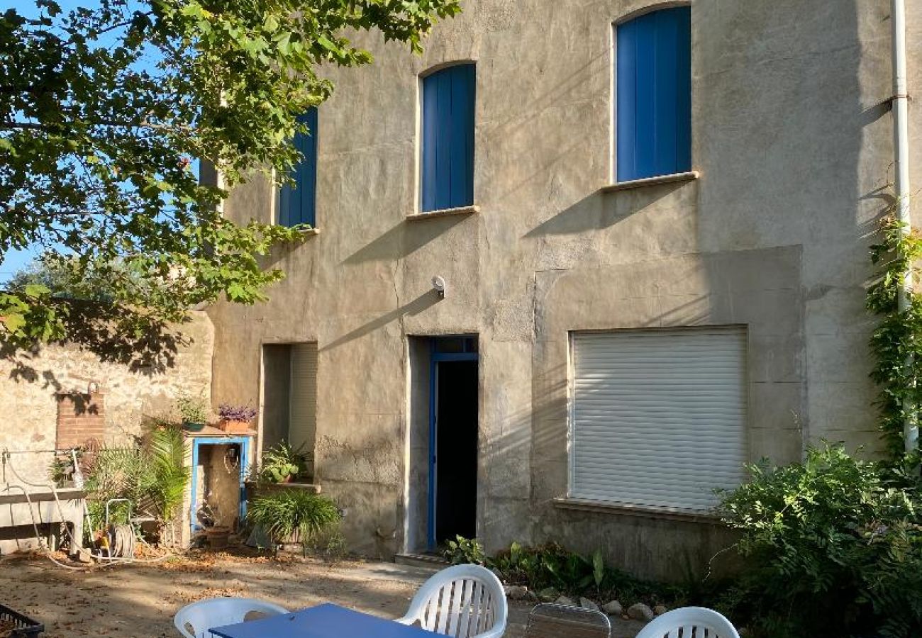 Villa à Latour-Bas-Elne - Typique mas catalan avec piscine et à 5minutes des plages