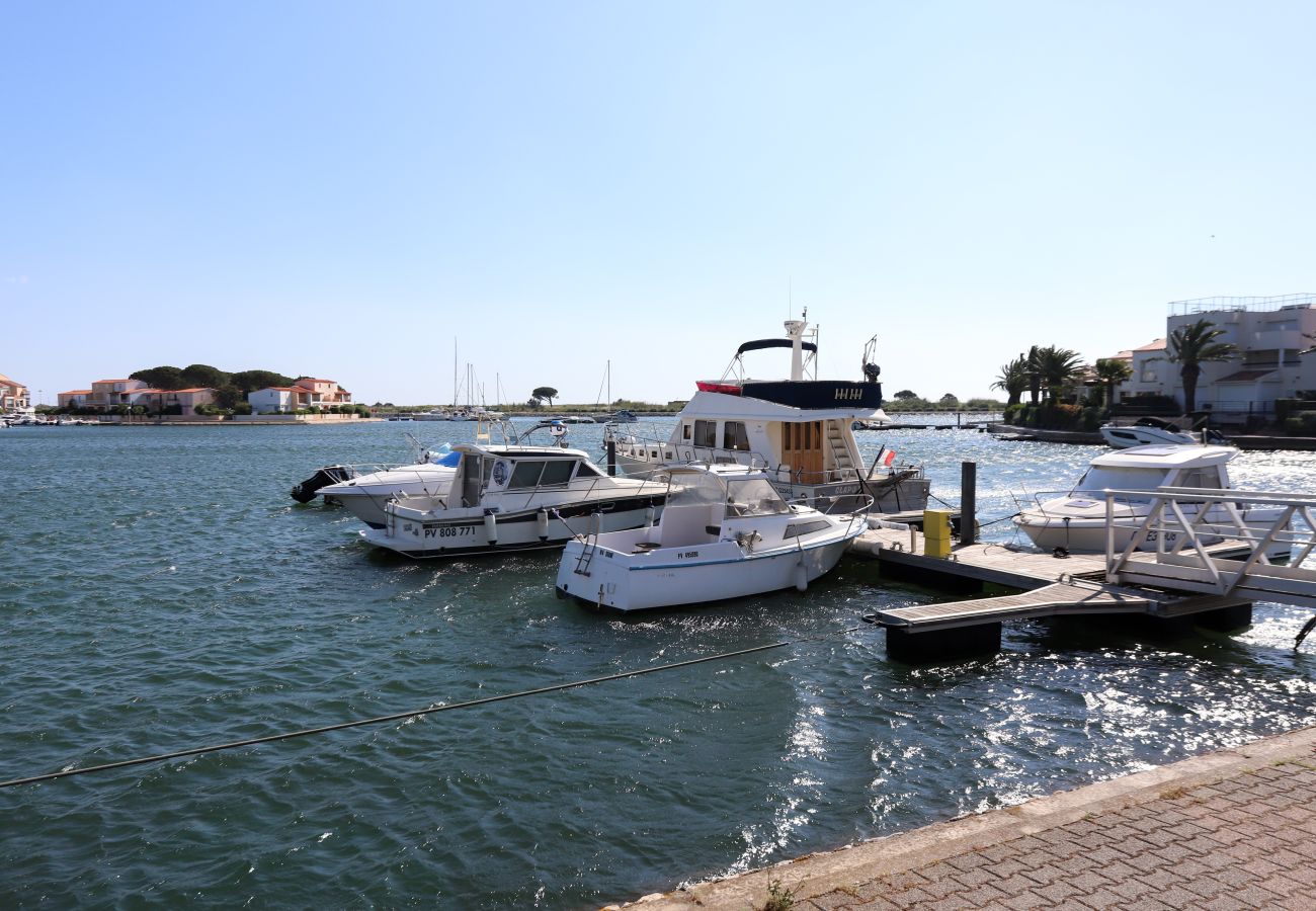Appartement à Saint-Cyprien - St cyprien superbe appart 4 pers vue sur la Marina