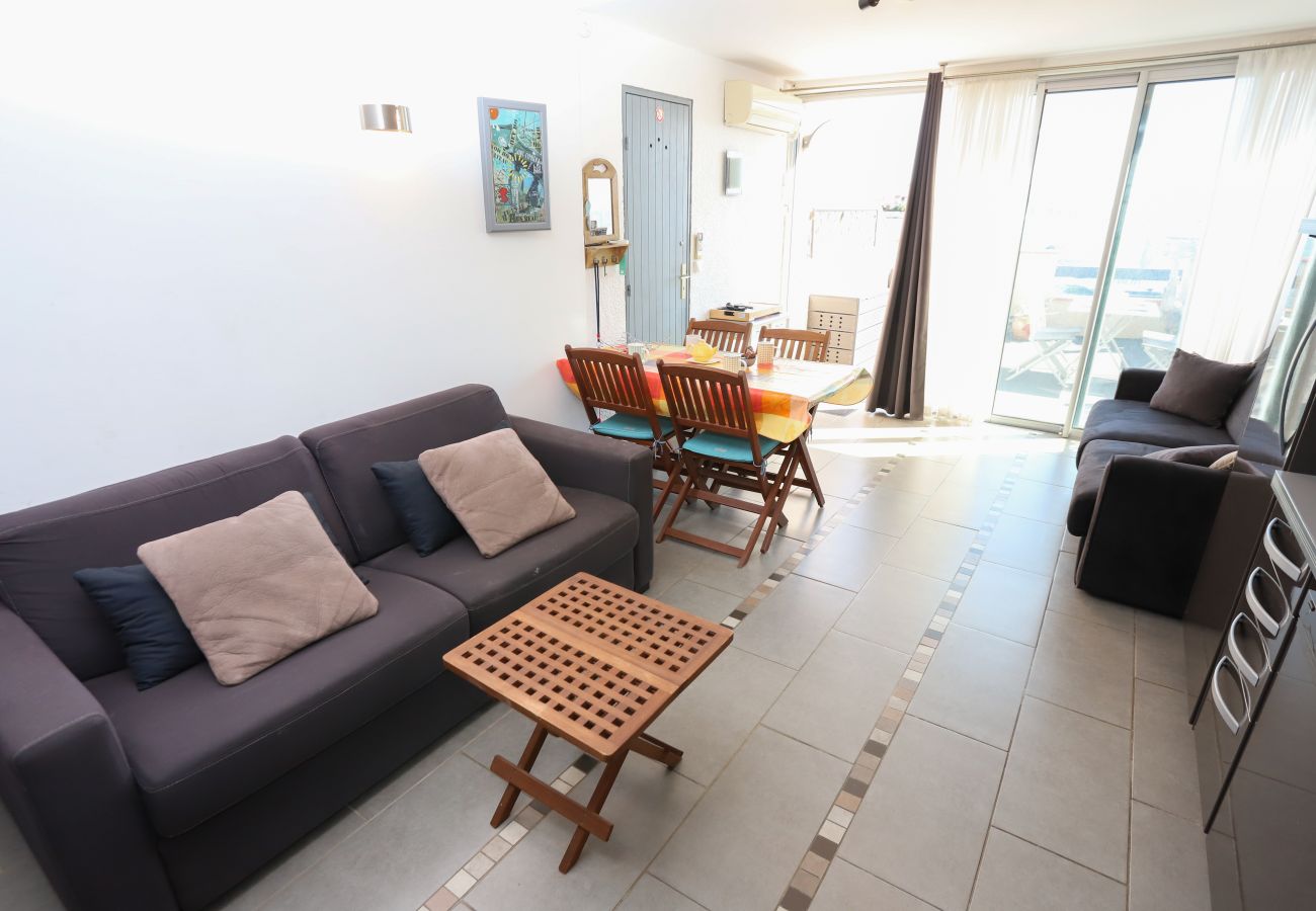 Appartement à Saint-Cyprien - St cyprien superbe appart 4 pers vue sur la Marina
