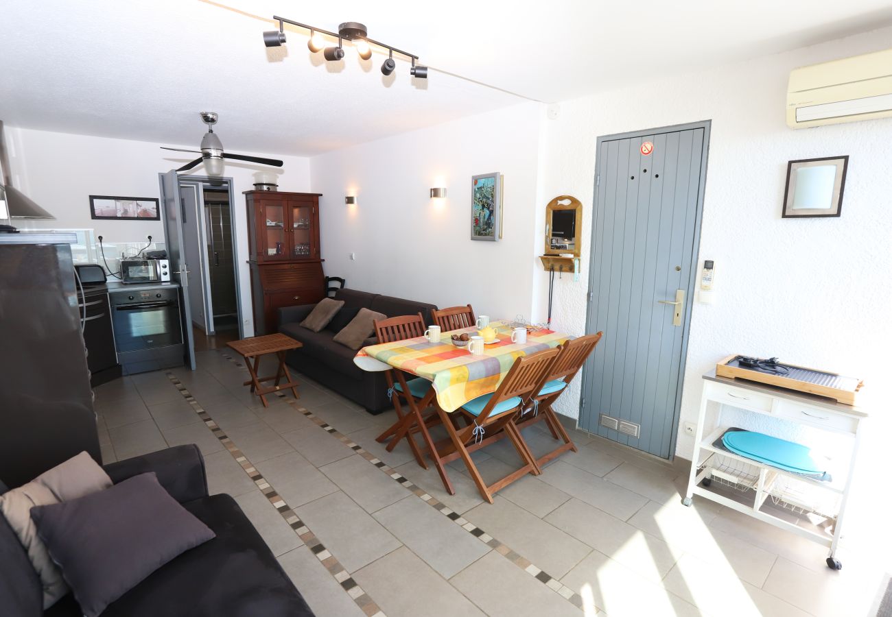 Appartement à Saint-Cyprien - St cyprien superbe appart 4 pers vue sur la Marina
