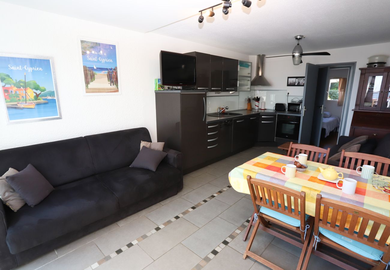 Appartement à Saint-Cyprien - St cyprien superbe appart 4 pers vue sur la Marina