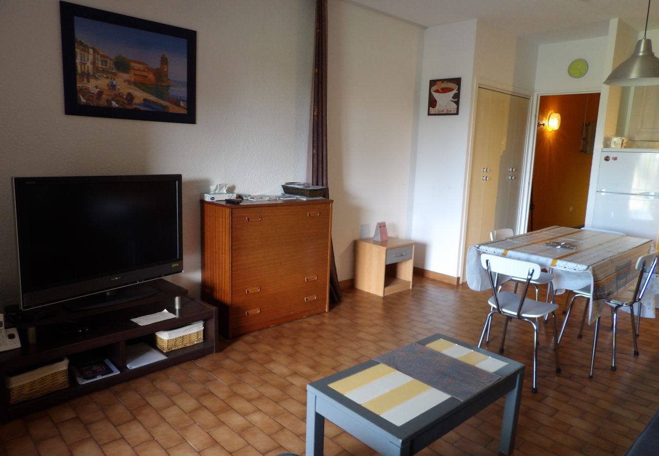 Appartement à Saint-Cyprien - Rez de jardin 4 personnes avec terrasse au golf de St Cyprien