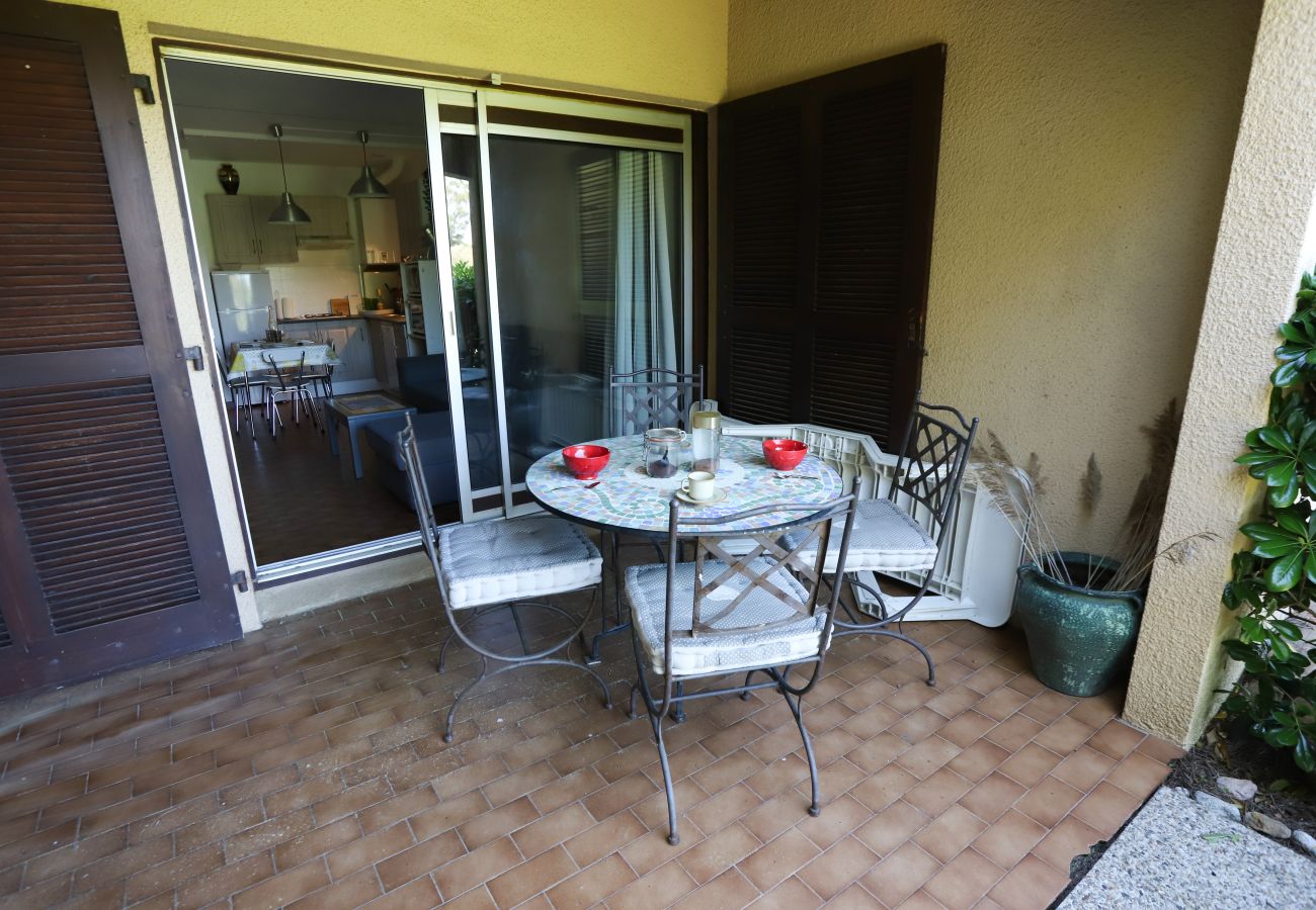 Appartement à Saint-Cyprien - Rez de jardin 4 personnes avec terrasse au golf de St Cyprien