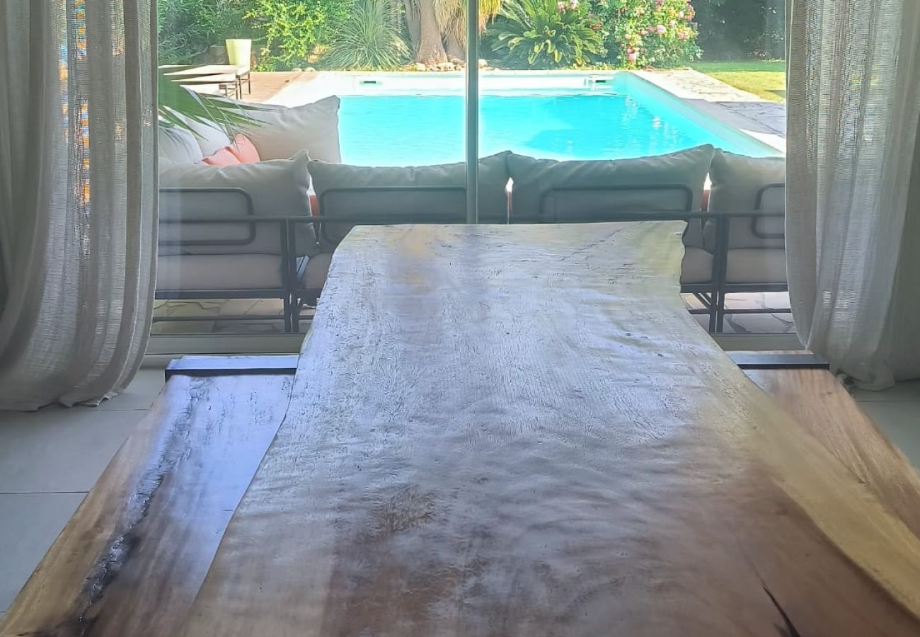 Villa à Saint-Cyprien - VILLA de charme avec piscine et jardin en bord de mer