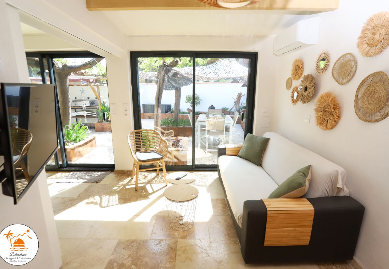 Maison à Saint-Cyprien - St Cyprien maison  4 étoiles avec grande terrasse ensoleillée