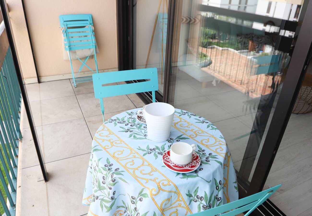 Appartement à Saint-Cyprien - Appart lumineux et climatisé St Cyprien 3mins du port et des plages