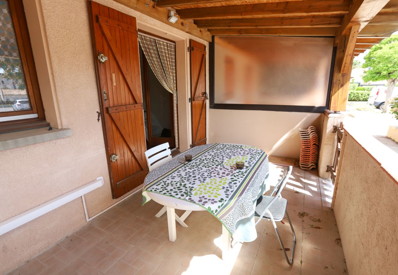 Maison mitoyenne à Saint-Cyprien - Petite maison avec terrasse en bord de plage!
