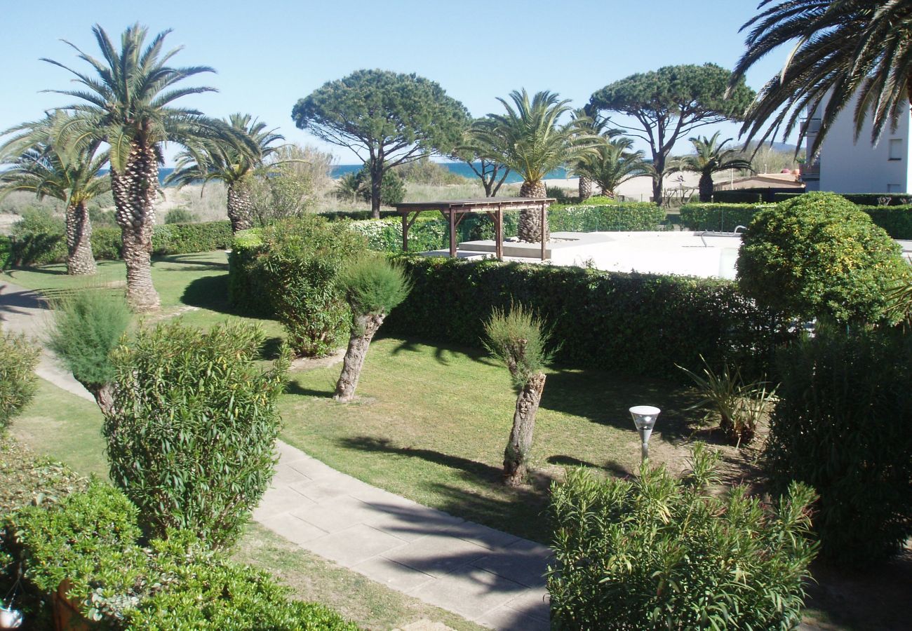 Studio à Saint-Cyprien - St cyprien appartement vue mer et piscine