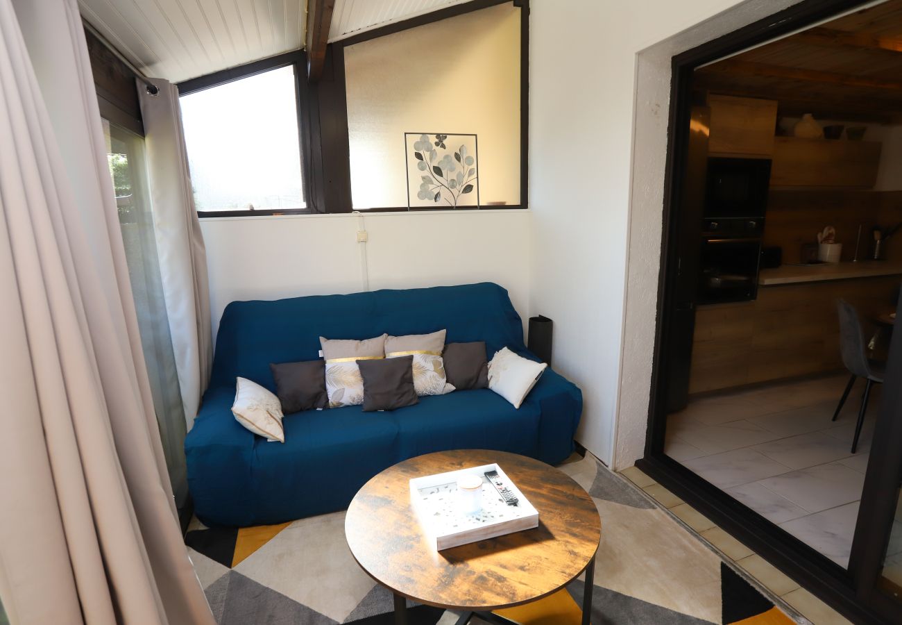 Maison mitoyenne à Saint-Cyprien - Petite maison sympa dans résidence avec piscine