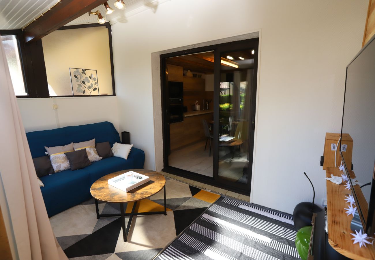 Maison mitoyenne à Saint-Cyprien - Petite maison sympa dans résidence avec piscine