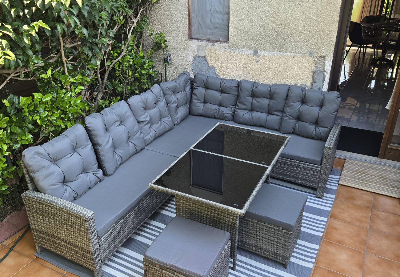 Maison mitoyenne à Saint-Cyprien - Petite maison sympa dans résidence avec piscine
