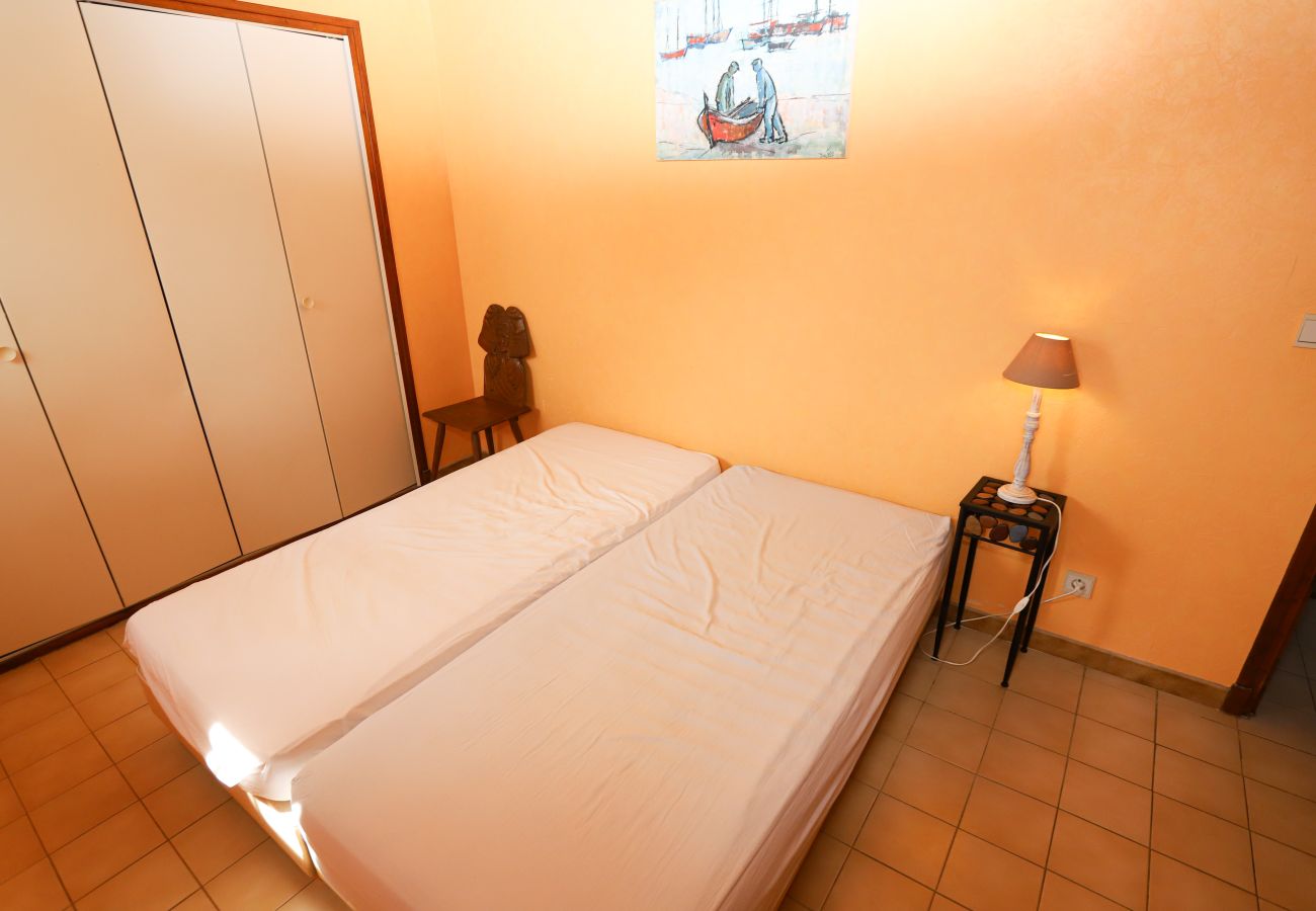 Maison à Saint-Cyprien - St Cyprien maison de vacances 6 personnes clim 