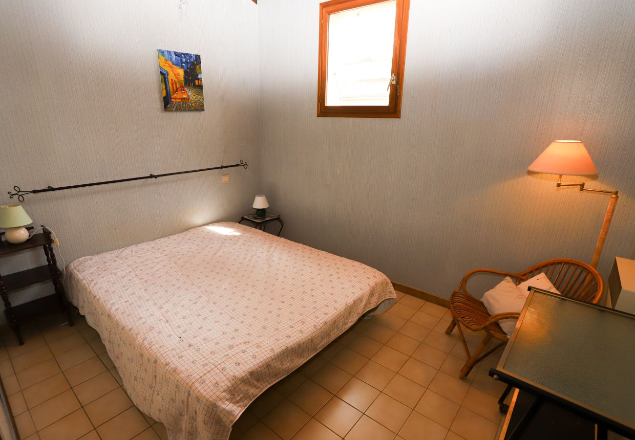 Maison à Saint-Cyprien - St Cyprien maison de vacances 6 personnes clim 
