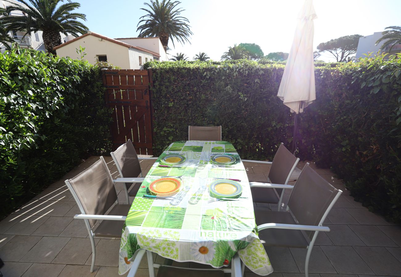 Appartement à Saint-Cyprien - St cyprien appartement avec piscine 
