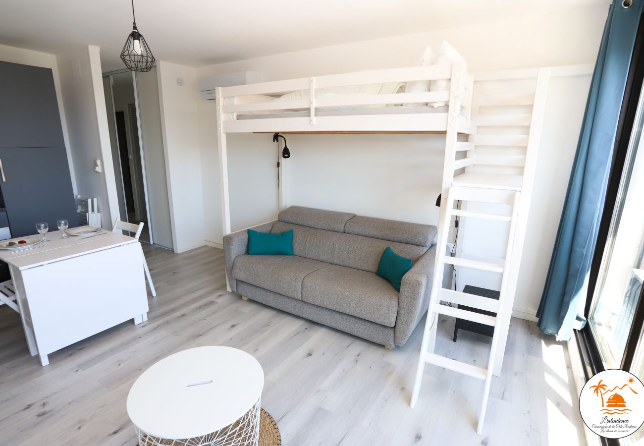 Studio à Saint-Cyprien - Appart lumineux et climatisé St Cyprien 3 min du port 