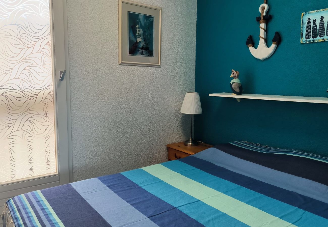 Appartement à Saint-Cyprien - St Cyprien la marina T2 climatise
